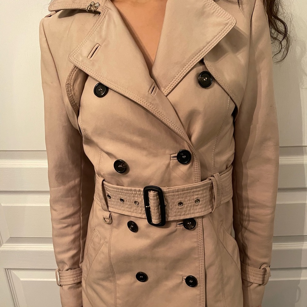 Elegant beige Zara Trench Coat